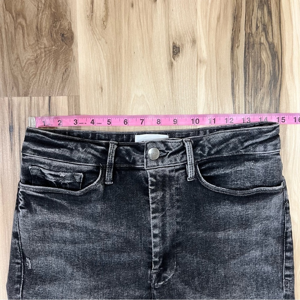 Frame Le One Skinny Dark Gray Wash - Size 30 (2) - Picture 6 of 8